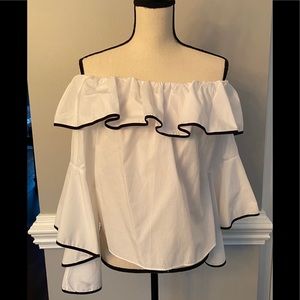 ZARA Basic Off the Shoulder Top Sz. Large